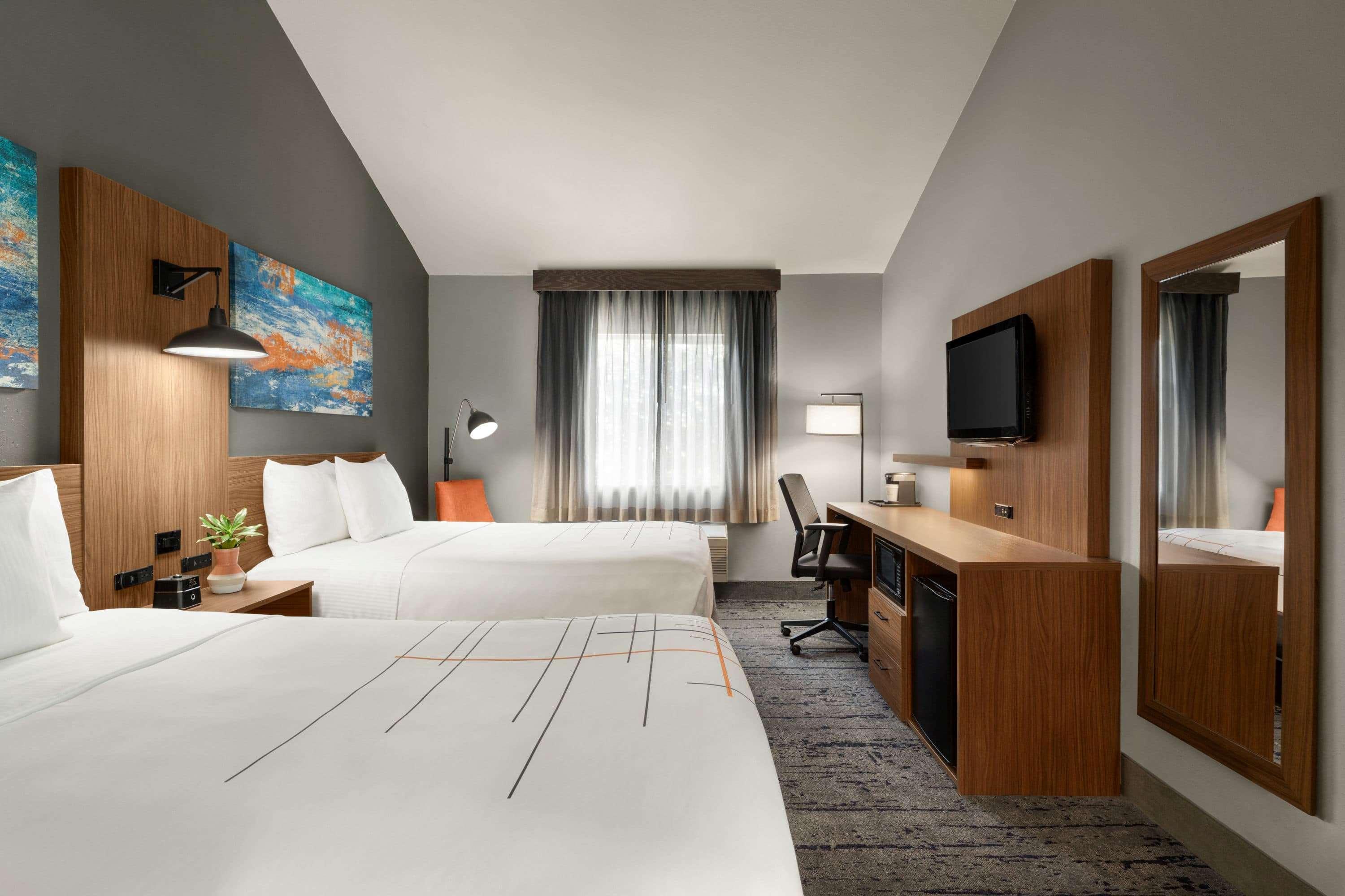 La Quinta By Wyndham Salem Or Hotel Exterior photo