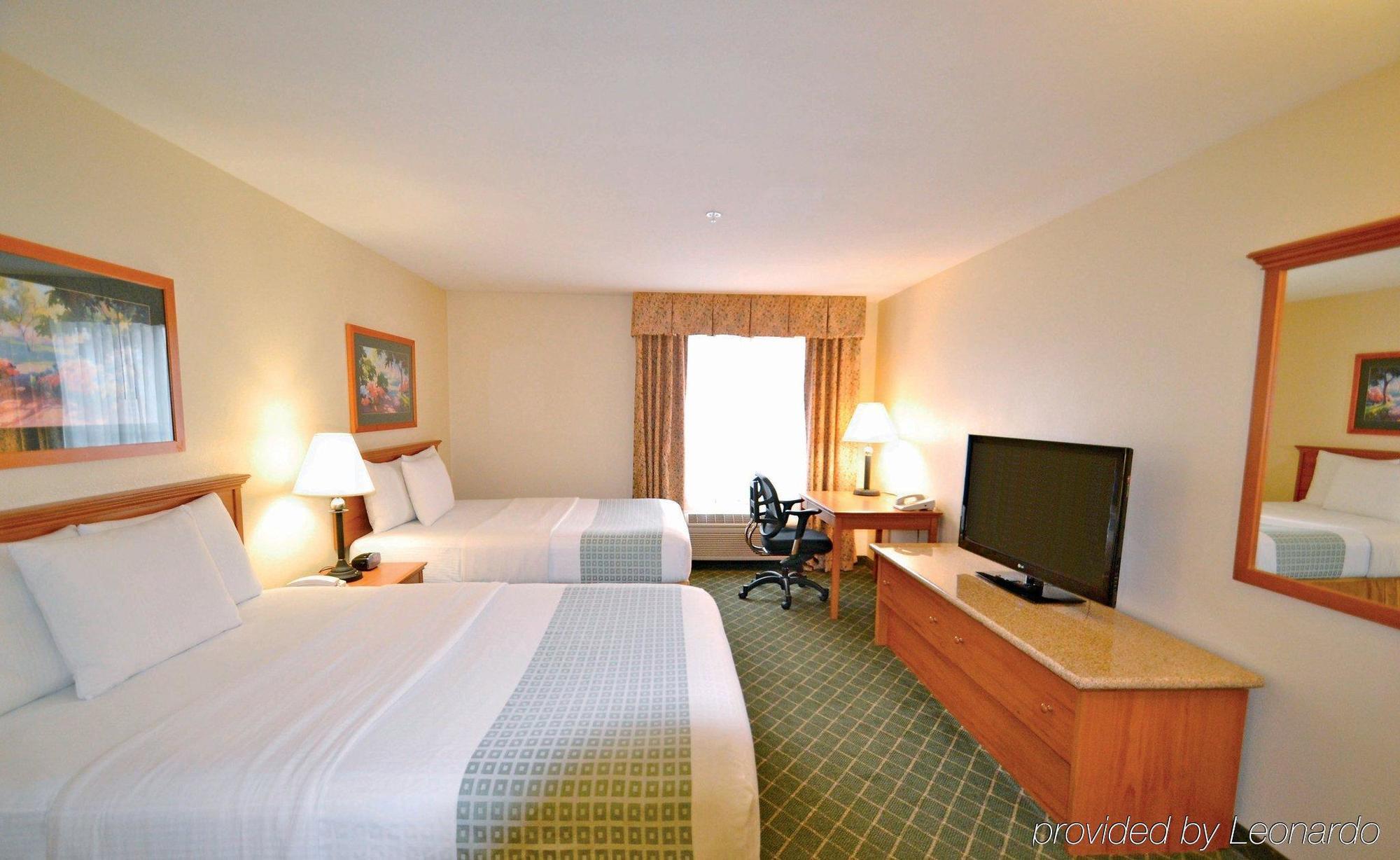 La Quinta By Wyndham Salem Or Hotel Exterior photo